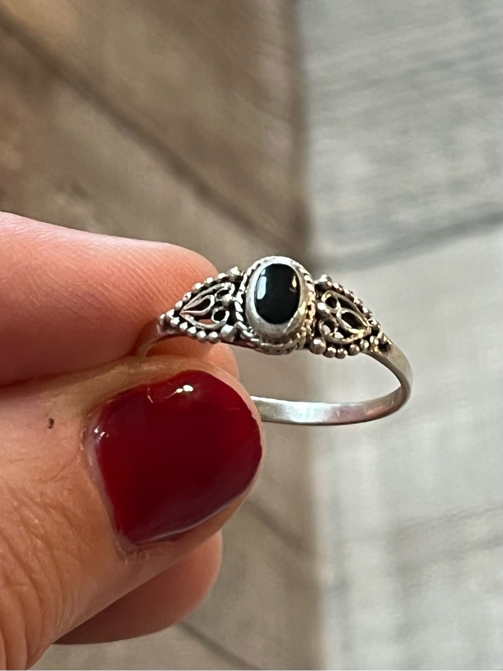 Sterling Silver Black Onyx Filigree Ring - size 10.5